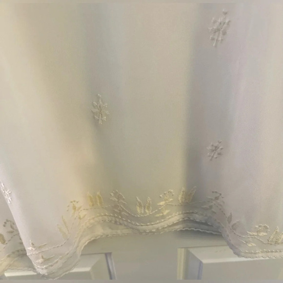 Architect Off White Sheer Embroidered Blouse Top Size Large - Picture 6 of 9